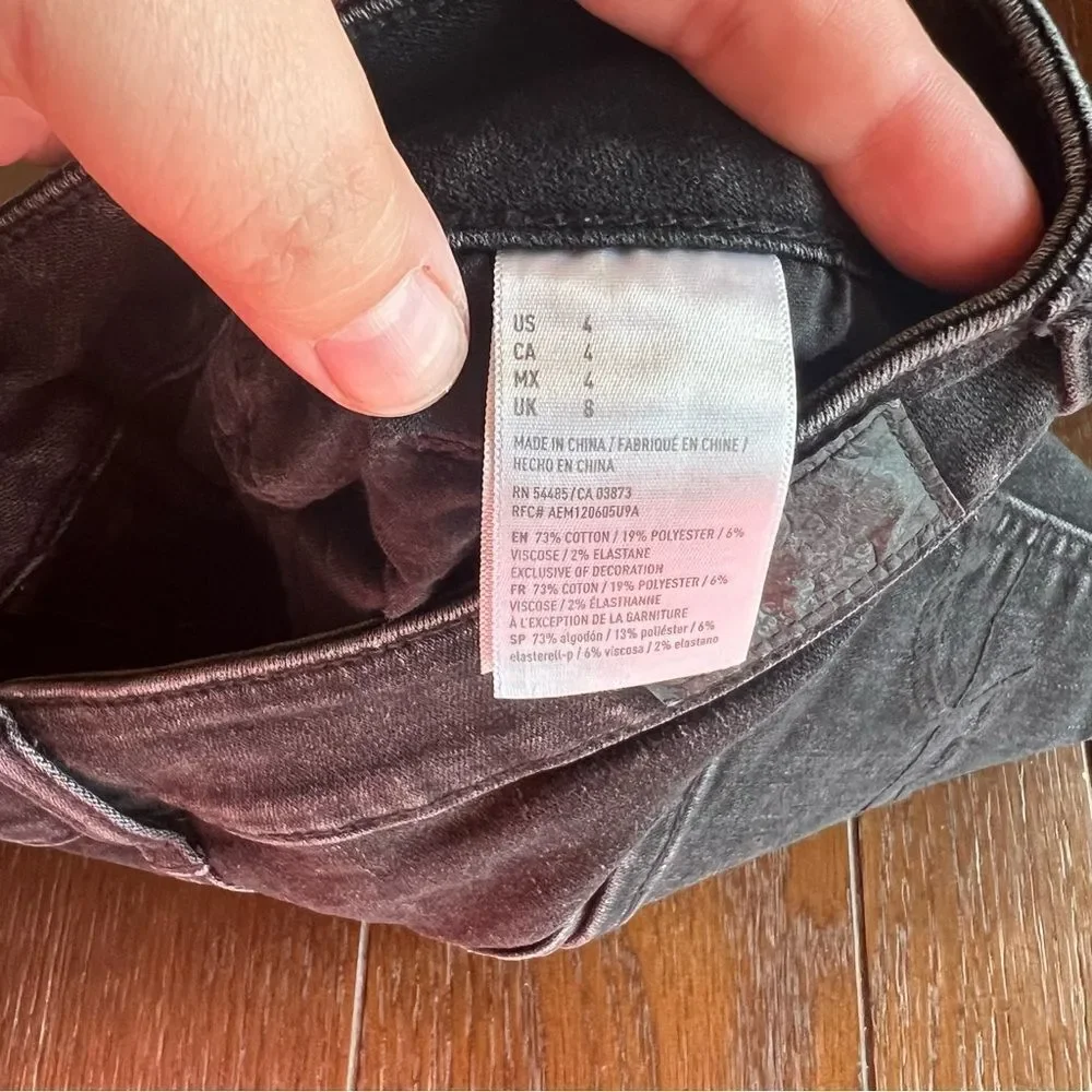 American Eagle Hi-Rise Shortie Size 4 - Picture 7 of 7
